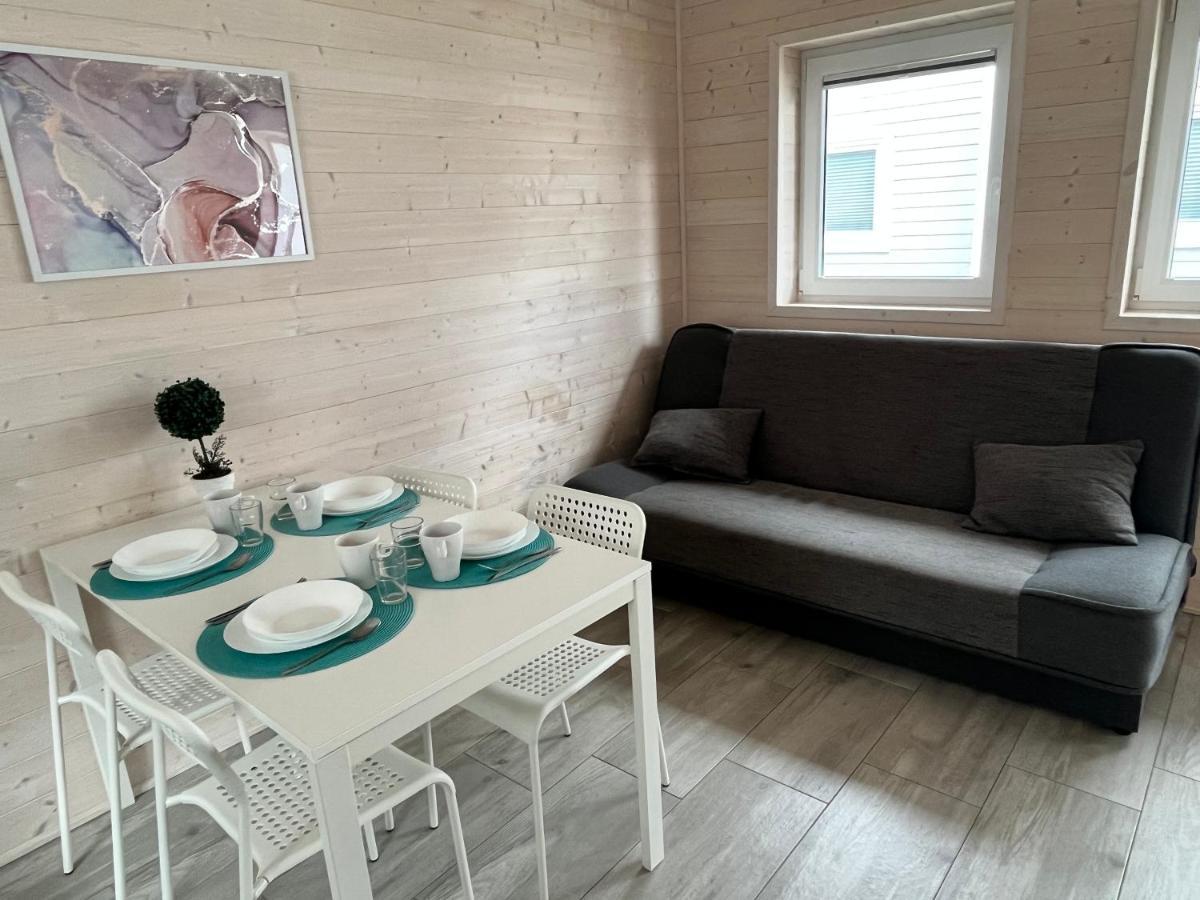 Domki Kalmar Sarbinowo Exteriör bild